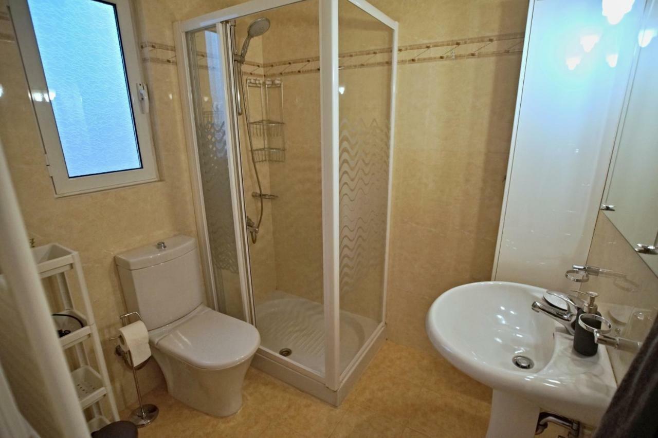 Charming Apartment Near Athens Center And The Sea Esterno foto