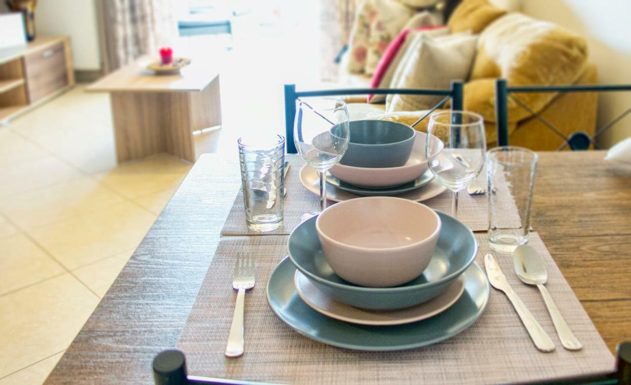 Charming Apartment Near Athens Center And The Sea Esterno foto