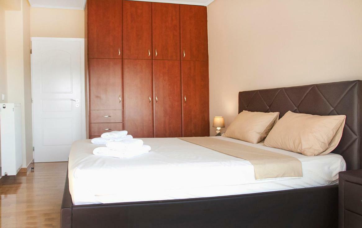 Charming Apartment Near Athens Center And The Sea Esterno foto