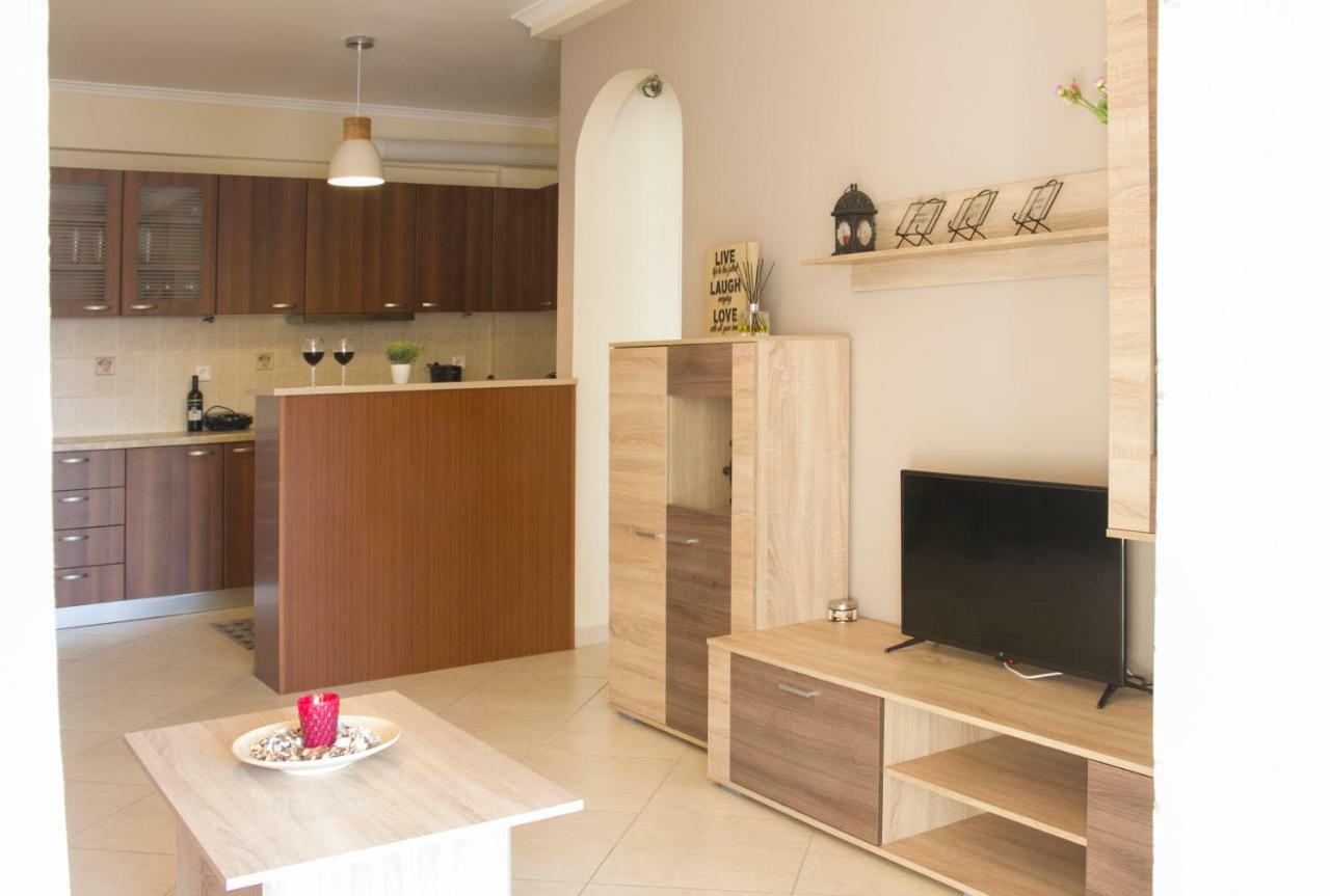 Charming Apartment Near Athens Center And The Sea Esterno foto